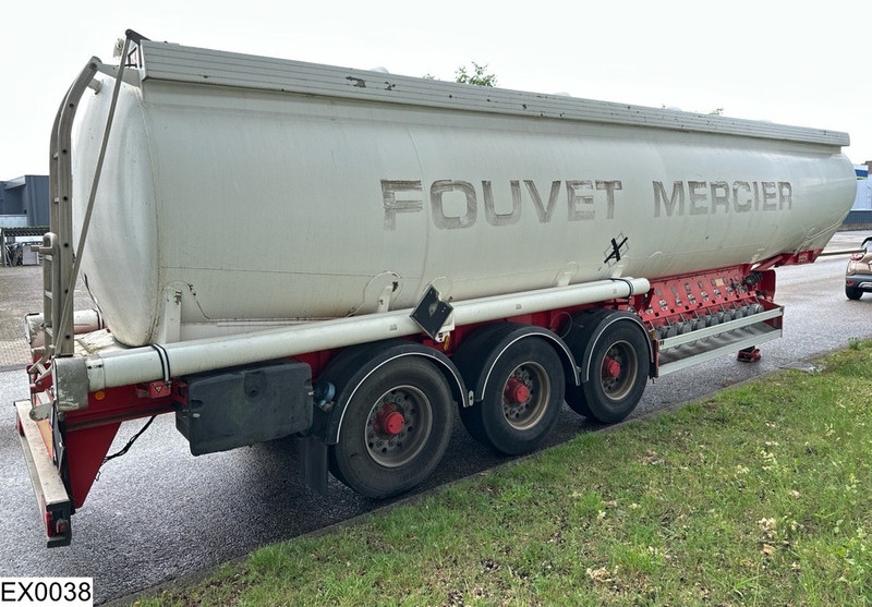 Trailor Fuel 40196 Liter, 9 Compartimenten - Полуприцеп-цистерна: фото 2 Trailor Fuel 40196 Liter, 9 Compartimenten - Полуприцеп-цистерна: фото 2