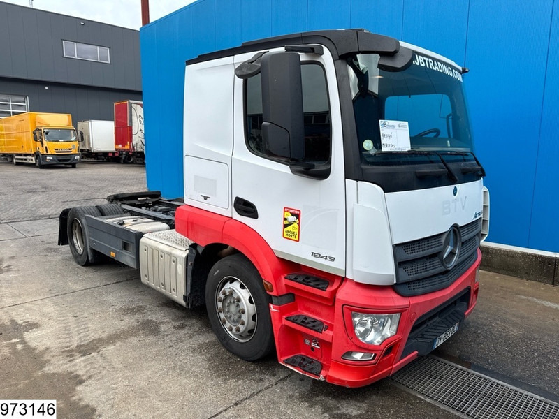 Mercedes-Benz Actros 1843 EURO 6, Retarder, Lohr, Standairco - Тягач: фото 3 Mercedes-Benz Actros 1843 EURO 6, Retarder, Lohr, Standairco - Тягач: фото 3