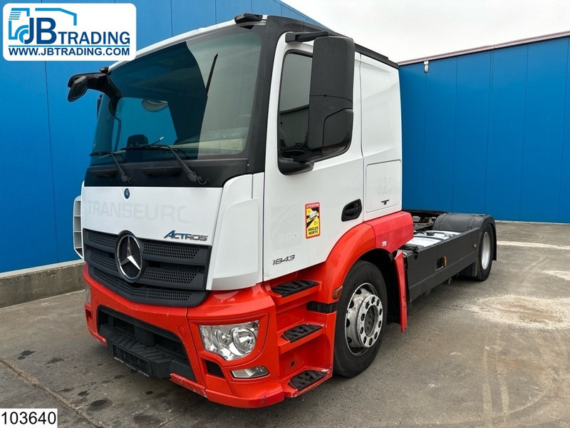 Mercedes-Benz Actros 1843 EURO 6, Retarder, PTO, Lohr - Тягач: фото 1 Mercedes-Benz Actros 1843 EURO 6, Retarder, PTO, Lohr - Тягач: фото 1