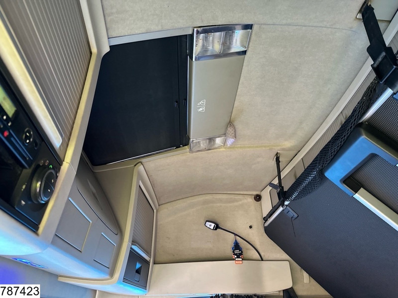 Volvo FH 540 6x4, EURO 6, Retarder, I-shift, Hydraulic - Тягач: фото 5 Volvo FH 540 6x4, EURO 6, Retarder, I-shift, Hydraulic - Тягач: фото 5