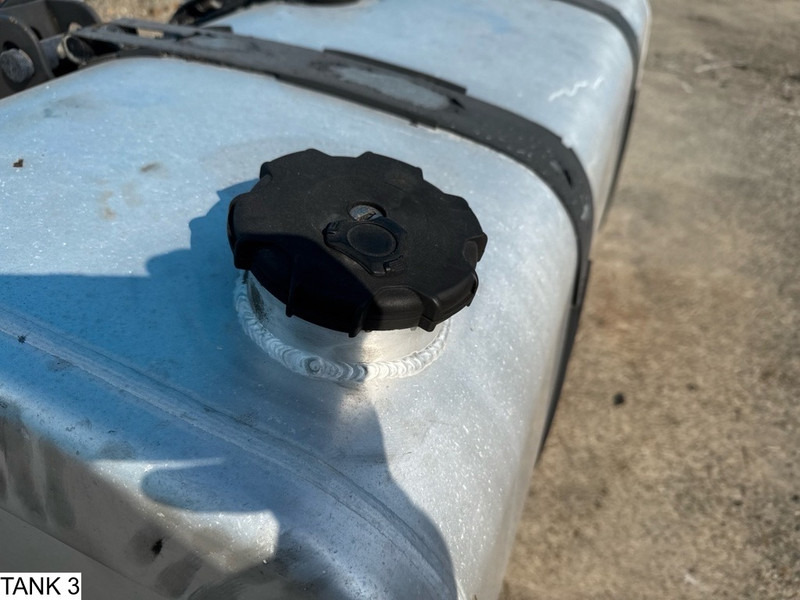 Universeel Brandstoftank - Топливный бак для Грузовиков: фото 3 Universeel Brandstoftank - Топливный бак для Грузовиков: фото 3