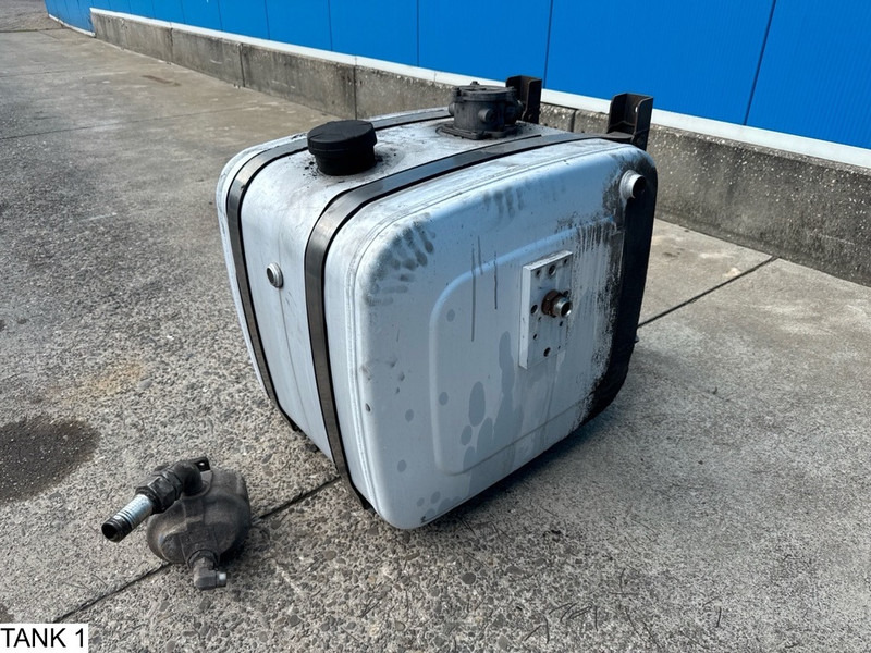 Universeel Pump and tank - Бак для гидравлической жидкости: фото 2 Universeel Pump and tank - Бак для гидравлической жидкости: фото 2