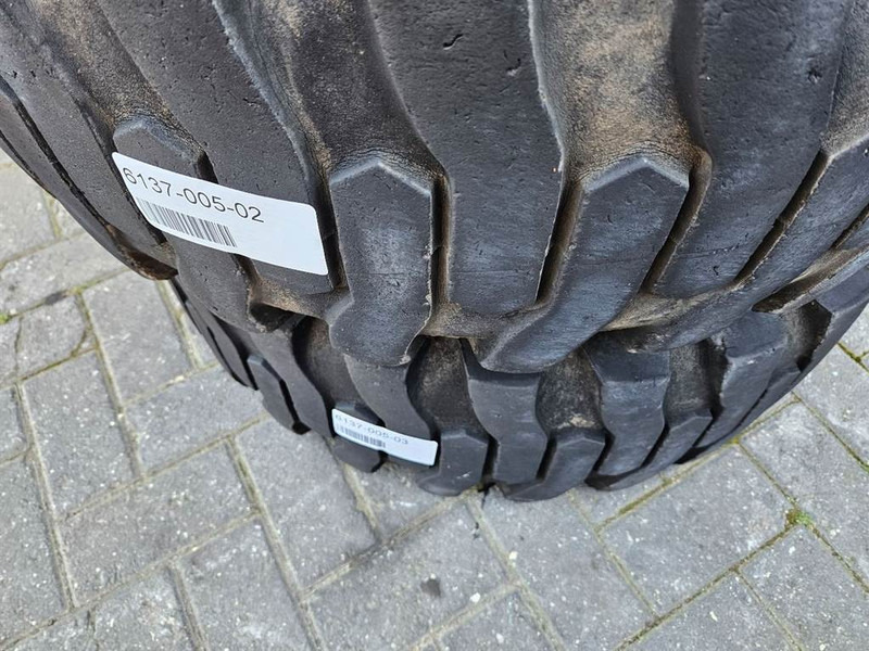 Ahlmann AL95-Titan 12.5/80-18-Tire/Reifen/Band - Шины и диски для Строительной техники: фото 3 Ahlmann AL95-Titan 12.5/80-18-Tire/Reifen/Band - Шины и диски для Строительной техники: фото 3