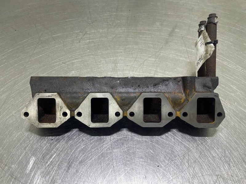 Ahlmann AS900-Cummins B3.3T-Intake-exhaust manifold - Двигатель для Строительной техники: фото 2 Ahlmann AS900-Cummins B3.3T-Intake-exhaust manifold - Двигатель для Строительной техники: фото 2