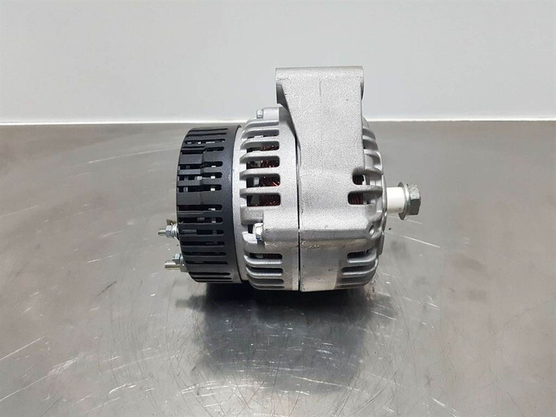 Ahlmann AZ150-28V 55A-Alternator/Lichtmaschine/Dynamo - Двигатель для Строительной техники: фото 3 Ahlmann AZ150-28V 55A-Alternator/Lichtmaschine/Dynamo - Двигатель для Строительной техники: фото 3