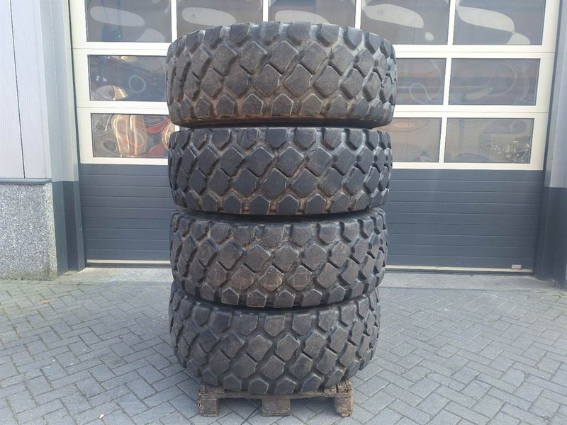 Ahlmann AZ150-MTP 17.5R25-Tire/Reifen/Band - Шины и диски для Строительной техники: фото 1 Ahlmann AZ150-MTP 17.5R25-Tire/Reifen/Band - Шины и диски для Строительной техники: фото 1