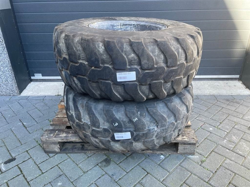Ahlmann AZ85-Dunlop 405/70R20 (16/70R20)-Tire/Reifen/Band - Шины и диски для Строительной техники: фото 1 Ahlmann AZ85-Dunlop 405/70R20 (16/70R20)-Tire/Reifen/Band - Шины и диски для Строительной техники: фото 1
