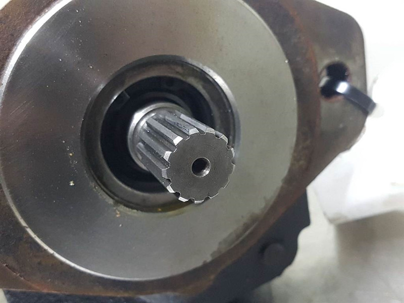 Casappa KP30.34-A8K9-45/PLP20.11,2-LGE-79918930-Gearpump - Гидравлика для Строительной техники: фото 4 Casappa KP30.34-A8K9-45/PLP20.11,2-LGE-79918930-Gearpump - Гидравлика для Строительной техники: фото 4