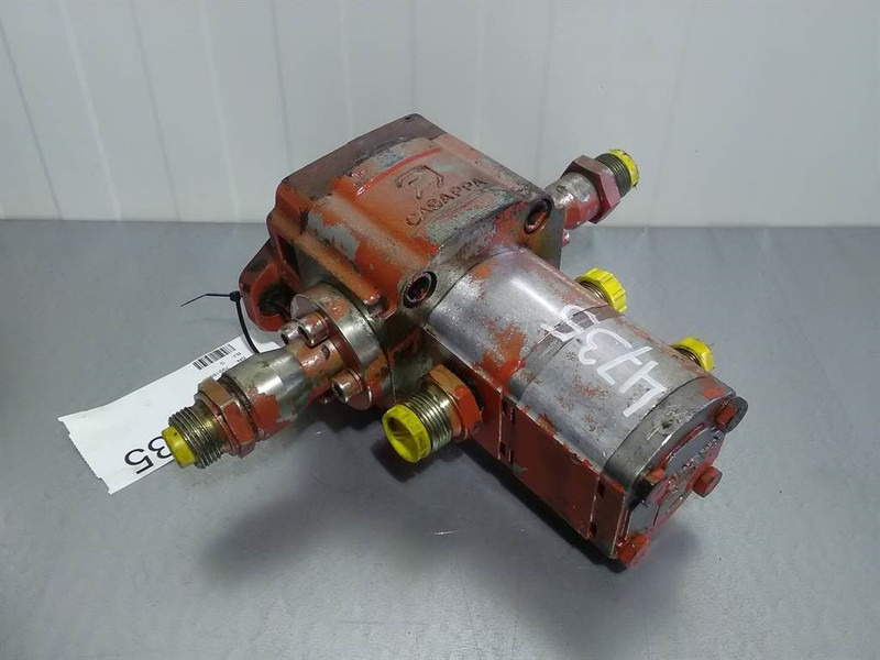 Casappa KP30.34-A8K9-45/PLP20.11,2-LGE-79918930-Gearpump - Гидравлика: фото 2 Casappa KP30.34-A8K9-45/PLP20.11,2-LGE-79918930-Gearpump - Гидравлика: фото 2