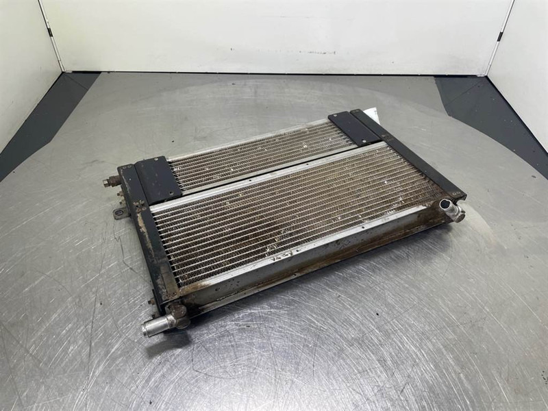 Cat 924G-239-6770-Cooler/Kühler/Koeler - Двигатель для Строительной техники: фото 1 Cat 924G-239-6770-Cooler/Kühler/Koeler - Двигатель для Строительной техники: фото 1