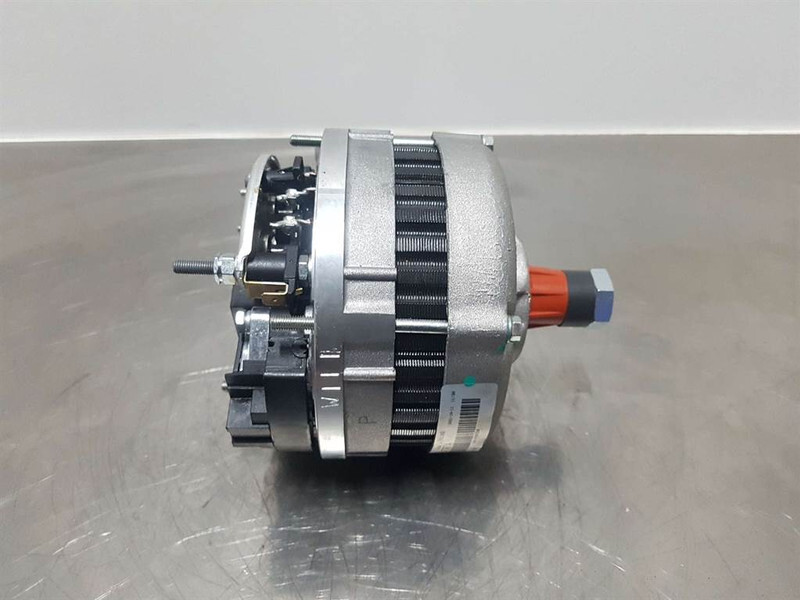 Deutz 1011-14V 60A-Alternator/Lichtmaschine/Dynamo - Двигатель для Строительной техники: фото 3 Deutz 1011-14V 60A-Alternator/Lichtmaschine/Dynamo - Двигатель для Строительной техники: фото 3