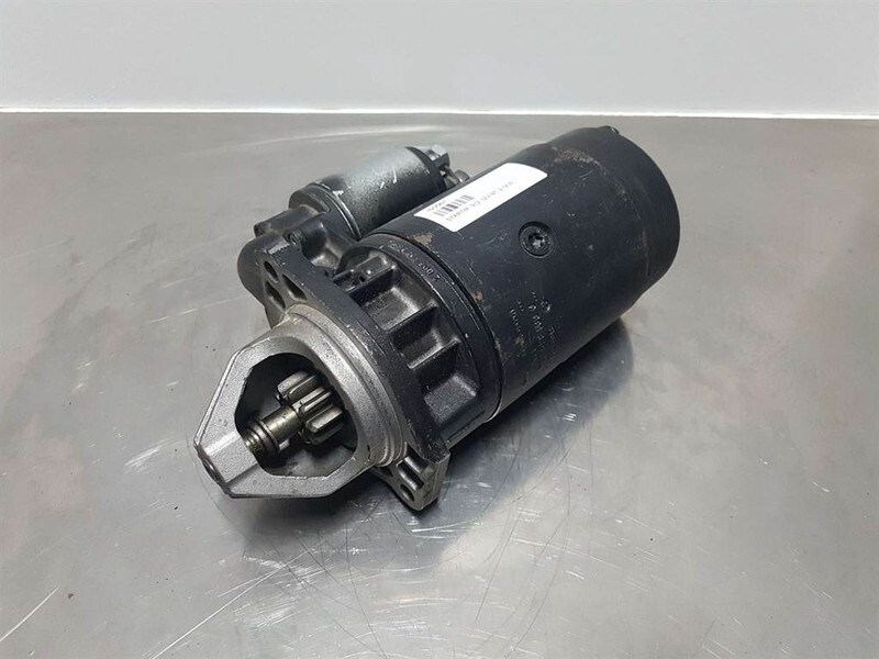 Deutz BF4L913-12V 9T 3,1KW-Starter/Anlasser/Startmotor - Двигатель для Строительной техники: фото 1 Deutz BF4L913-12V 9T 3,1KW-Starter/Anlasser/Startmotor - Двигатель для Строительной техники: фото 1