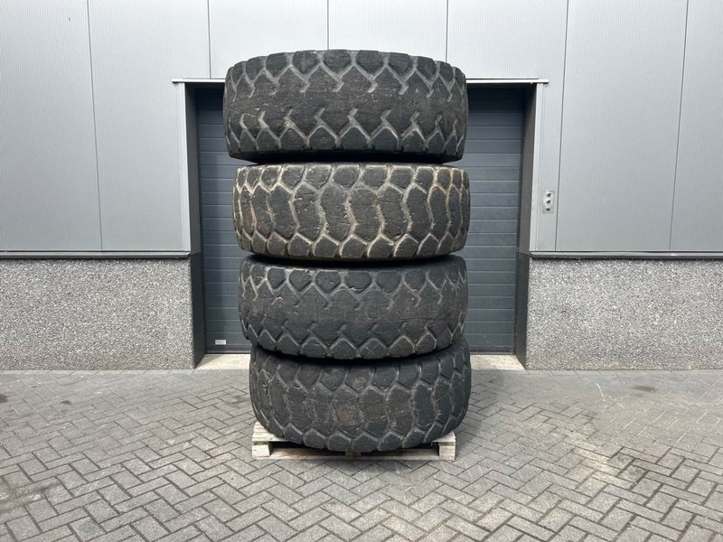 Hyundai HL757-Aeolus 20.5R25 (525/80R25)-Tire/Reifen/Band - Шины и диски для Строительной техники: фото 1 Hyundai HL757-Aeolus 20.5R25 (525/80R25)-Tire/Reifen/Band - Шины и диски для Строительной техники: фото 1