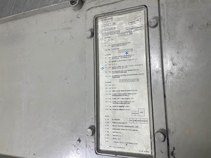 Liebherr A316-9210770-Dashboard/Console/Konsole в лизинг Liebherr A316-9210770-Dashboard/Console/Konsole: фото 6