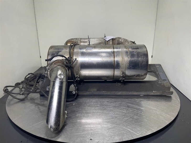 Liebherr L556-10144041-Particulate filter/Partikelfilter - Двигатель для Строительной техники: фото 3 Liebherr L556-10144041-Particulate filter/Partikelfilter - Двигатель для Строительной техники: фото 3