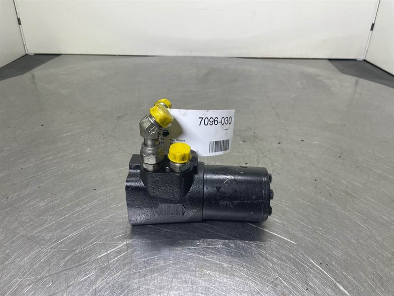 New Holland W110C-Eaton-Steering unit/Lenkeinheit/Orbitrol - Гидравлика для Строительной техники: фото 1 New Holland W110C-Eaton-Steering unit/Lenkeinheit/Orbitrol - Гидравлика для Строительной техники: фото 1