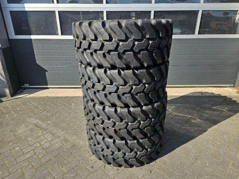 SWT 405/70R20 (16.0/70R20) *NEW* - Tire/Reifen/Band - Шины и диски для Строительной техники: фото 2 SWT 405/70R20 (16.0/70R20) *NEW* - Tire/Reifen/Band - Шины и диски для Строительной техники: фото 2