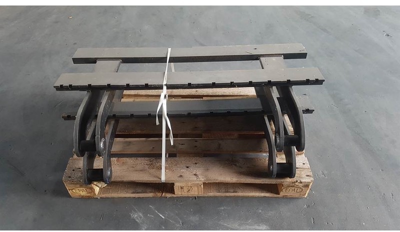 Schaeff SKL / SKS - Forks/Palletgabeln/Palletvorken - Вилы: фото 2 Schaeff SKL / SKS - Forks/Palletgabeln/Palletvorken - Вилы: фото 2