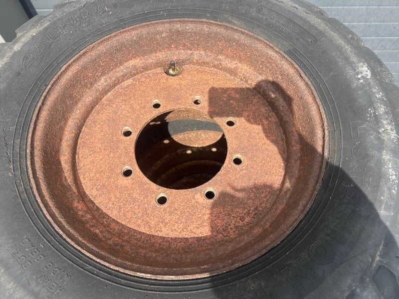 Schaeff SKL841-Altura 550/45-22.5-Tire/Reifen/Band - Шины и диски для Строительной техники: фото 4 Schaeff SKL841-Altura 550/45-22.5-Tire/Reifen/Band - Шины и диски для Строительной техники: фото 4