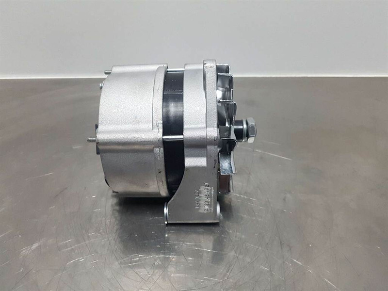 Terex TL70S-14V 95A-Alternator/Lichtmaschine/Dynamo - Двигатель для Строительной техники: фото 3 Terex TL70S-14V 95A-Alternator/Lichtmaschine/Dynamo - Двигатель для Строительной техники: фото 3