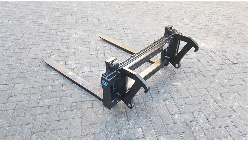 Volvo L30/L35-2,5T-Forks/Palletgabeln/Palletvorken - Вилы для Строительной техники: фото 3 Volvo L30/L35-2,5T-Forks/Palletgabeln/Palletvorken - Вилы для Строительной техники: фото 3