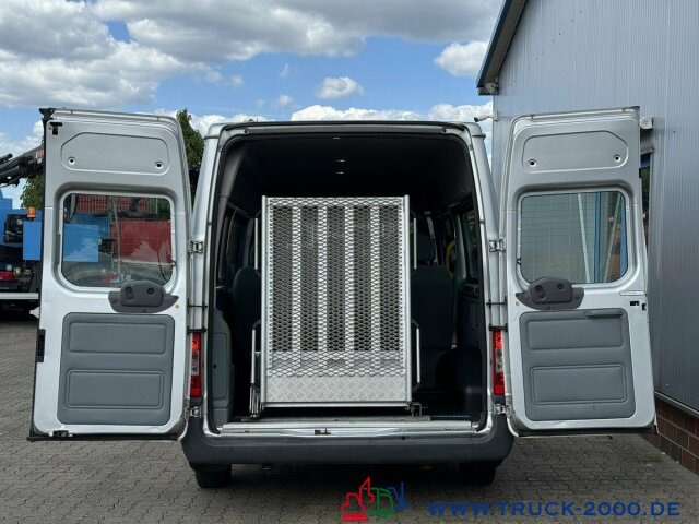 Ford Transit FT 300L Trend 9 Sitze & Rollstuhlrampe - Пассажирский фургон: фото 5 Ford Transit FT 300L Trend 9 Sitze & Rollstuhlrampe - Пассажирский фургон: фото 5