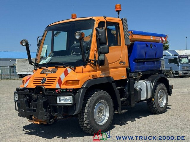 Unimog U300 4x4 Winterdienst Salzstreuer Zapfwelle - Грузовик: фото 4 Unimog U300 4x4 Winterdienst Salzstreuer Zapfwelle - Грузовик: фото 4