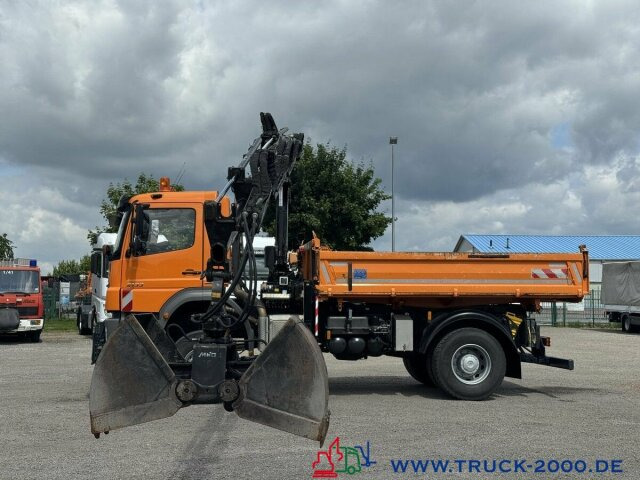 Mercedes-Benz Axor 2133 4x4 Kipper Kran Winterdienstausstat. - Самосвал, Автоманипулятор: фото 5 Mercedes-Benz Axor 2133 4x4 Kipper Kran Winterdienstausstat. - Самосвал, Автоманипулятор: фото 5