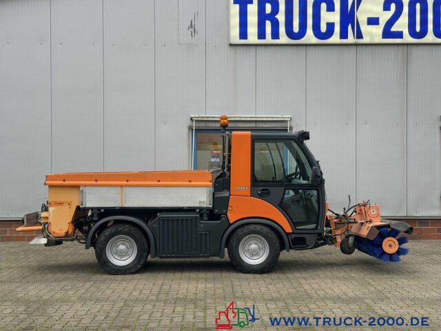 Multicar Tremo X56 Winterdienst Streuer + Besen NUR7536KM - Подметально-уборочная машина: фото 4 Multicar Tremo X56 Winterdienst Streuer + Besen NUR7536KM - Подметально-уборочная машина: фото 4