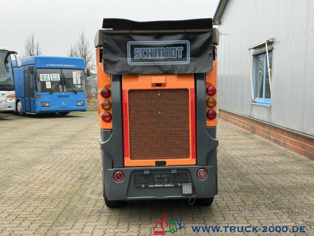 Schmidt Swingo Compact 200 4 Radlenkung Kehren + Sprühen - Подметально-уборочная машина: фото 2 Schmidt Swingo Compact 200 4 Radlenkung Kehren + Sprühen - Подметально-уборочная машина: фото 2