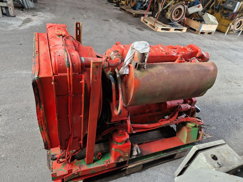 Mercedes-Benz OM352 - Двигатель: фото 1 Mercedes-Benz OM352 - Двигатель: фото 1