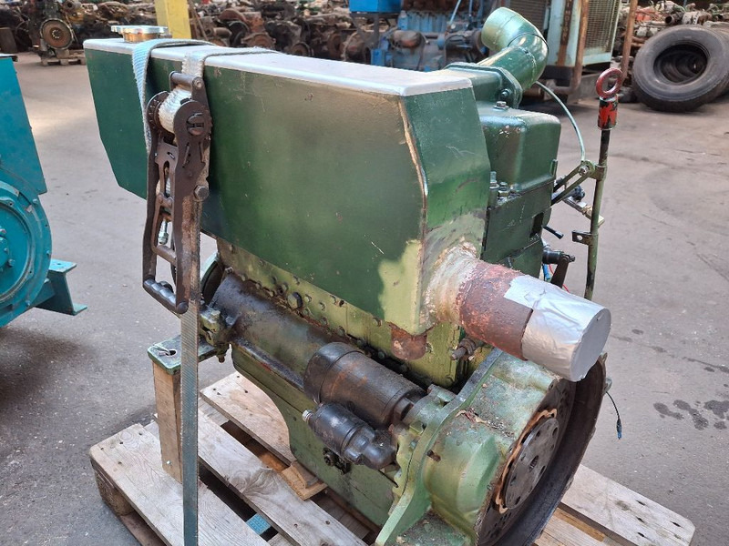 Mercedes-Benz OM352 - Двигатель: фото 4 Mercedes-Benz OM352 - Двигатель: фото 4