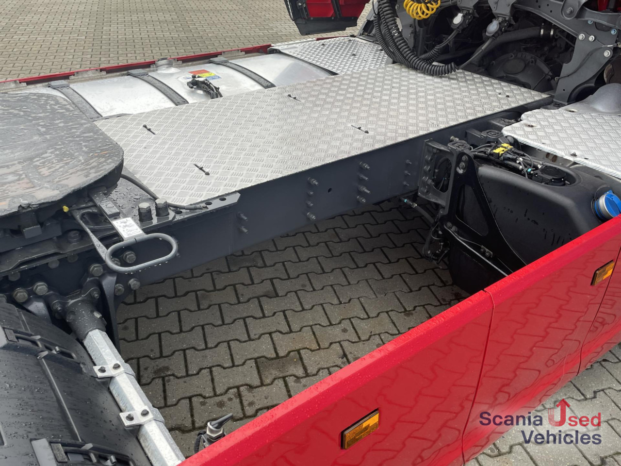 SCANIA R 410 A4x2NA RETARDER LED NAVI - Тягач: фото 2 SCANIA R 410 A4x2NA RETARDER LED NAVI - Тягач: фото 2