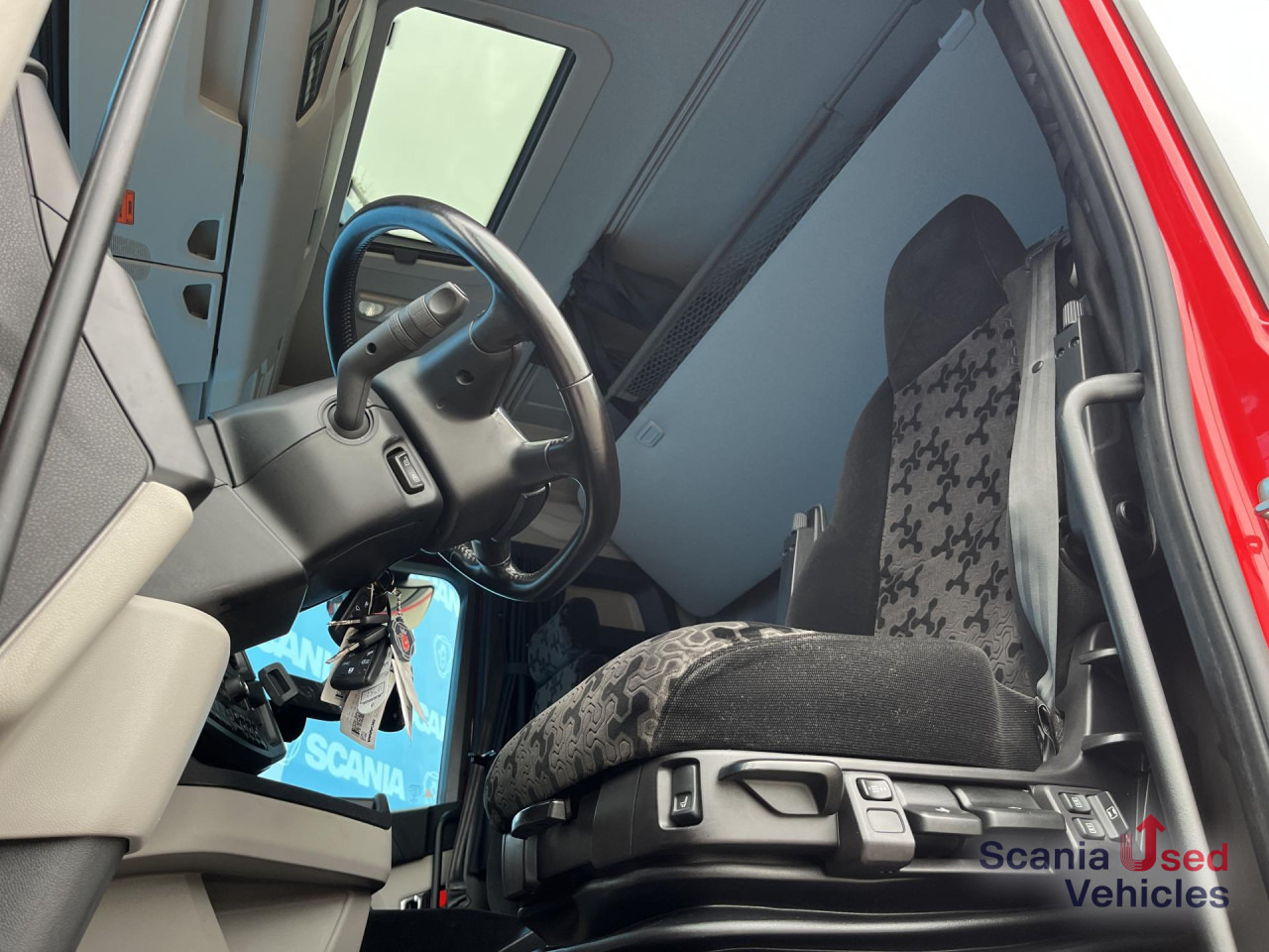 SCANIA R 410 A4x2NA RETARDER LED NAVI - Тягач: фото 2 SCANIA R 410 A4x2NA RETARDER LED NAVI - Тягач: фото 2