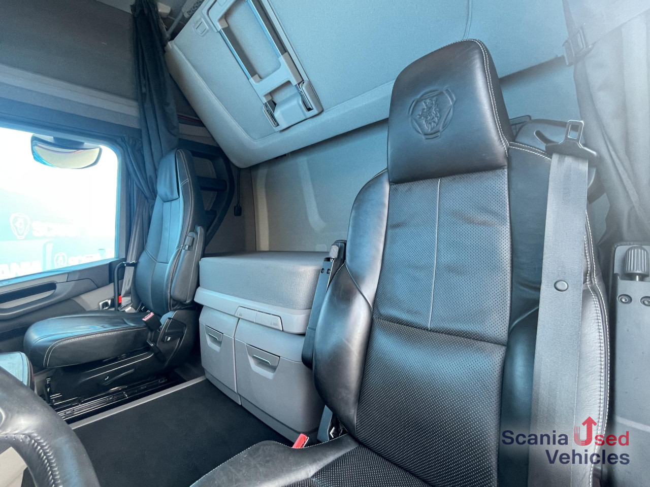 SCANIA R 520 A4x2NA DIFF-L RETARDER PARK AIRCO ACC V8 - Тягач: фото 5 SCANIA R 520 A4x2NA DIFF-L RETARDER PARK AIRCO ACC V8 - Тягач: фото 5
