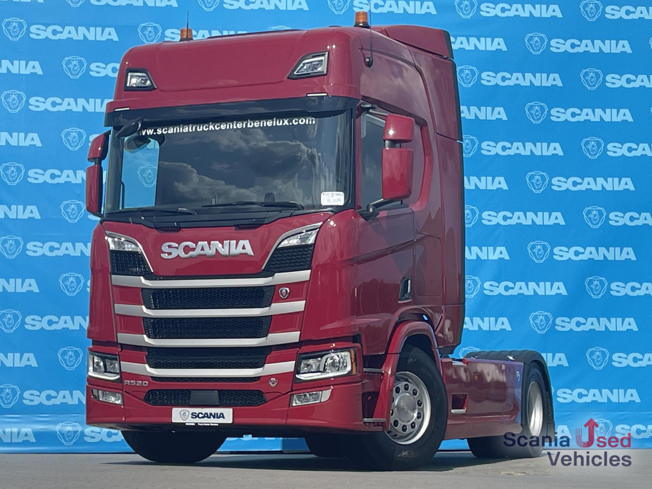 SCANIA R 520 A4x2NA DIFF-L RETARDER PARK AIRCO ACC V8 - Тягач: фото 1 SCANIA R 520 A4x2NA DIFF-L RETARDER PARK AIRCO ACC V8 - Тягач: фото 1