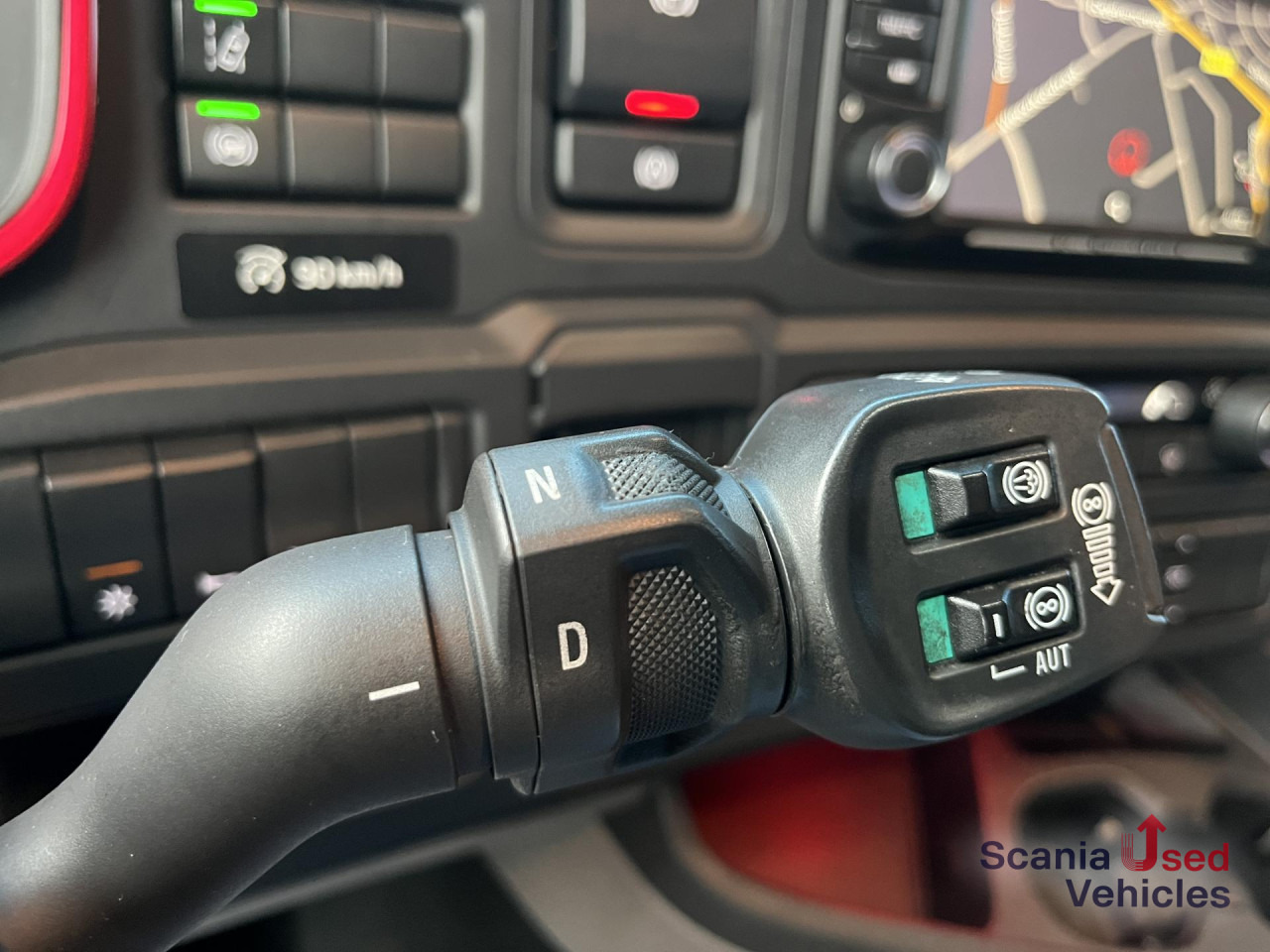 SCANIA S 520 A4x2NB V8 RETARDER DIFF-L FULL AIR 9T P-AIRC - Тягач: фото 4 SCANIA S 520 A4x2NB V8 RETARDER DIFF-L FULL AIR 9T P-AIRC - Тягач: фото 4