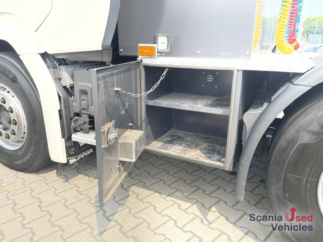SCANIA S 540 A8x4/4NB RETARDER SCHWERLAST 100T - Тягач: фото 3 SCANIA S 540 A8x4/4NB RETARDER SCHWERLAST 100T - Тягач: фото 3