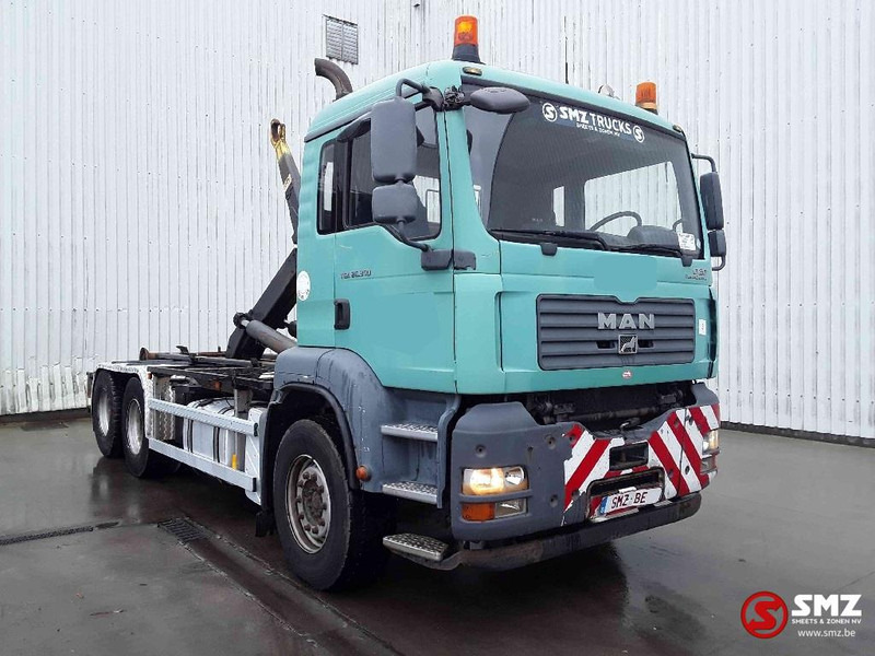 MAN TGA 26.350 manual - Грузовик-контейнеровоз/ Сменный кузов: фото 1 MAN TGA 26.350 manual - Грузовик-контейнеровоз/ Сменный кузов: фото 1