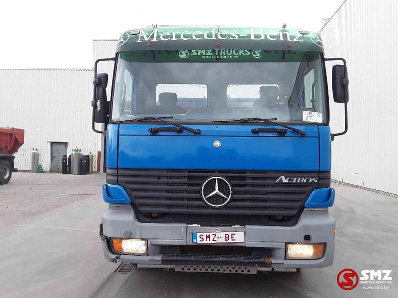 Mercedes-Benz Actros 1835 - Грузовик-контейнеровоз/ Сменный кузов, Автоманипулятор: фото 2 Mercedes-Benz Actros 1835 - Грузовик-контейнеровоз/ Сменный кузов, Автоманипулятор: фото 2