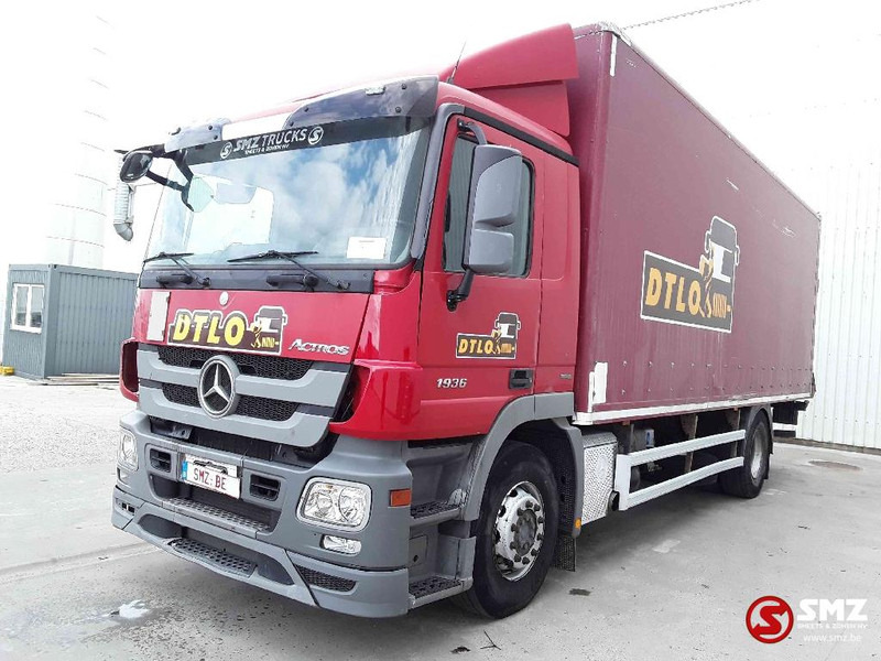 Mercedes-Benz Actros 1836 - Грузовик с закрытым кузовом: фото 3 Mercedes-Benz Actros 1836 - Грузовик с закрытым кузовом: фото 3