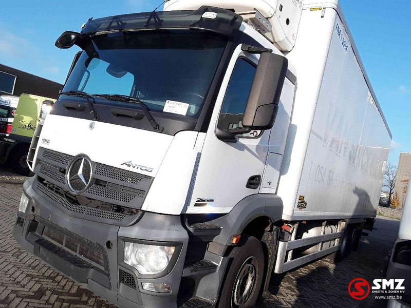 Mercedes-Benz Antos 2636 Thermoking Ts500e 2m70 box - Рефрижератор: фото 5 Mercedes-Benz Antos 2636 Thermoking Ts500e 2m70 box - Рефрижератор: фото 5
