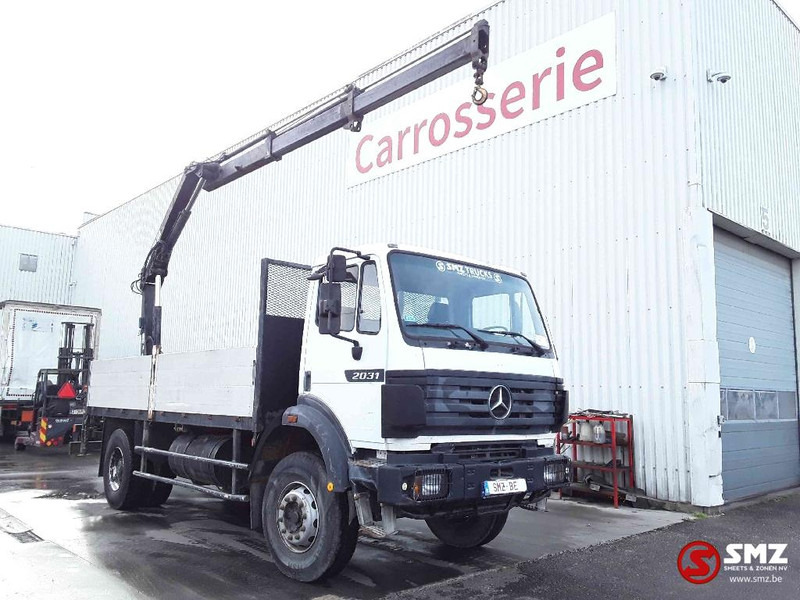Mercedes-Benz SK 2031 lames manual - Грузовик бортовой/ Платформа, Автоманипулятор: фото 1 Mercedes-Benz SK 2031 lames manual - Грузовик бортовой/ Платформа, Автоманипулятор: фото 1