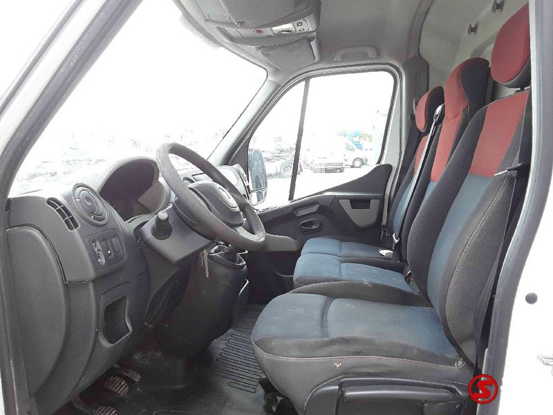 Легковой фургон Renault Master airco: фото 7