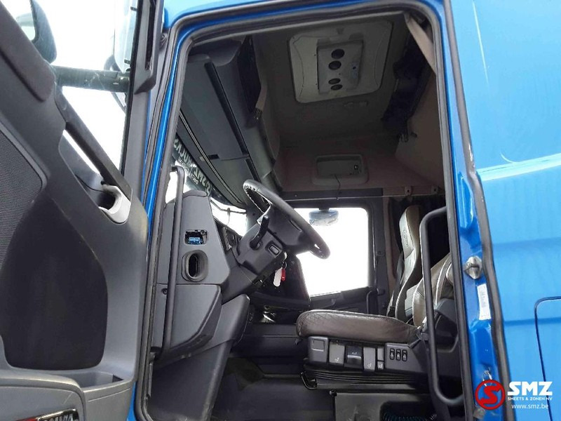 Фото интерьера 2: Тягач Scania R 500 Highline-retarderFul