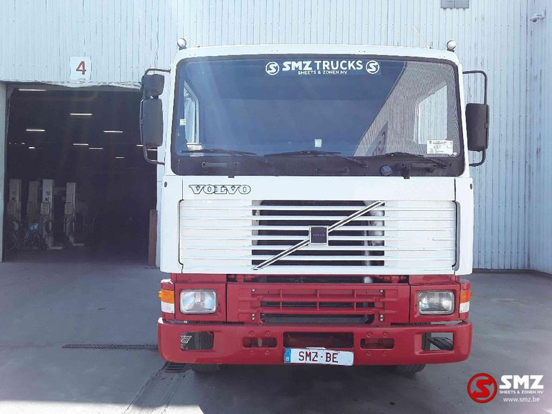 Volvo F 12 France truck air suspension sr 12 gear top - Тягач: фото 2 Volvo F 12 France truck air suspension sr 12 gear top - Тягач: фото 2