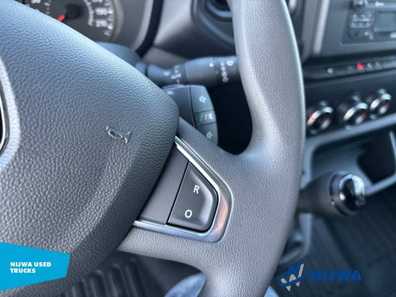 Новый Легковой фургон Renault Master 135 L3H2 Parkeersensoren + Cruise control: фото 9