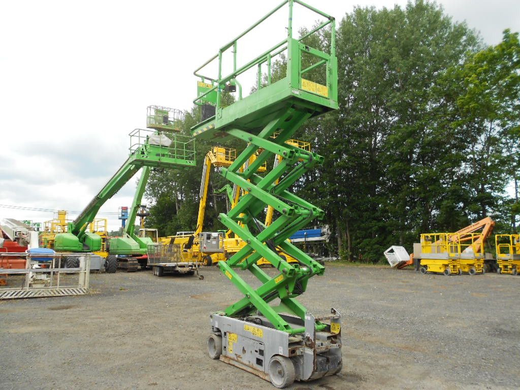 Genie GS 1932, Scherenarbeitsbühne Genie 8 m - Грузовик с подъемником: фото 4 Genie GS 1932, Scherenarbeitsbühne Genie 8 m - Грузовик с подъемником: фото 4