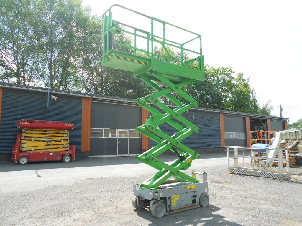 Genie GS 1932, Scherenarbeitsbühne Genie 8 m - Грузовик с подъемником: фото 2 Genie GS 1932, Scherenarbeitsbühne Genie 8 m - Грузовик с подъемником: фото 2