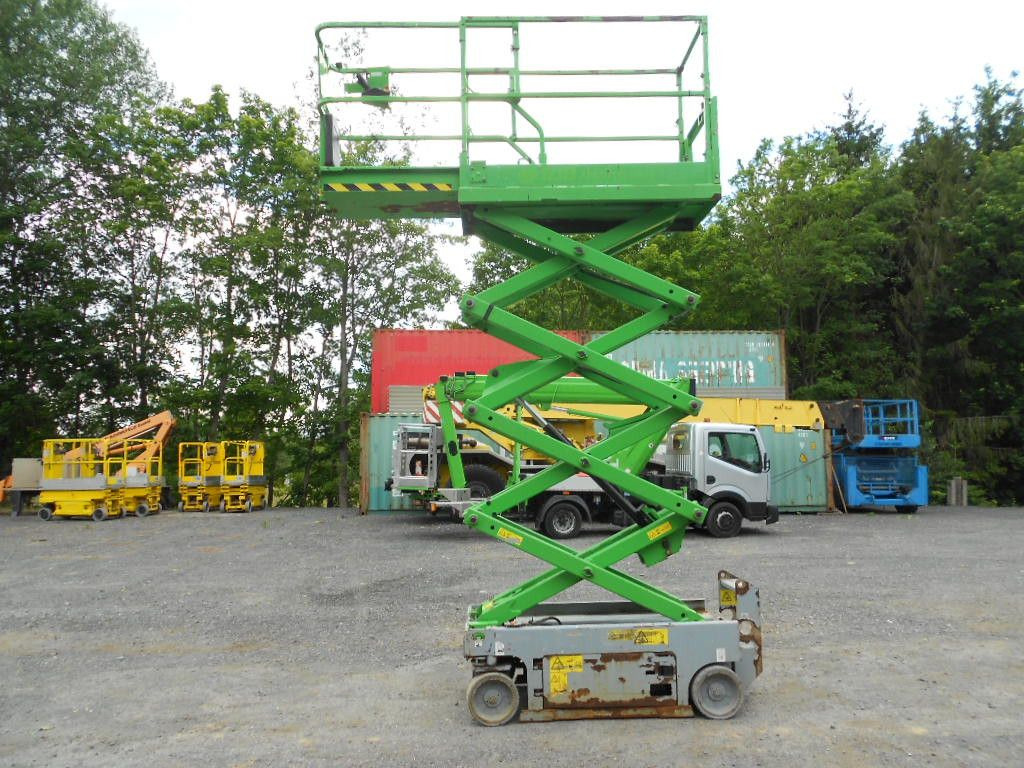 Genie GS 1932, Scherenarbeitsbühne Genie 8 m - Грузовик с подъемником: фото 5 Genie GS 1932, Scherenarbeitsbühne Genie 8 m - Грузовик с подъемником: фото 5